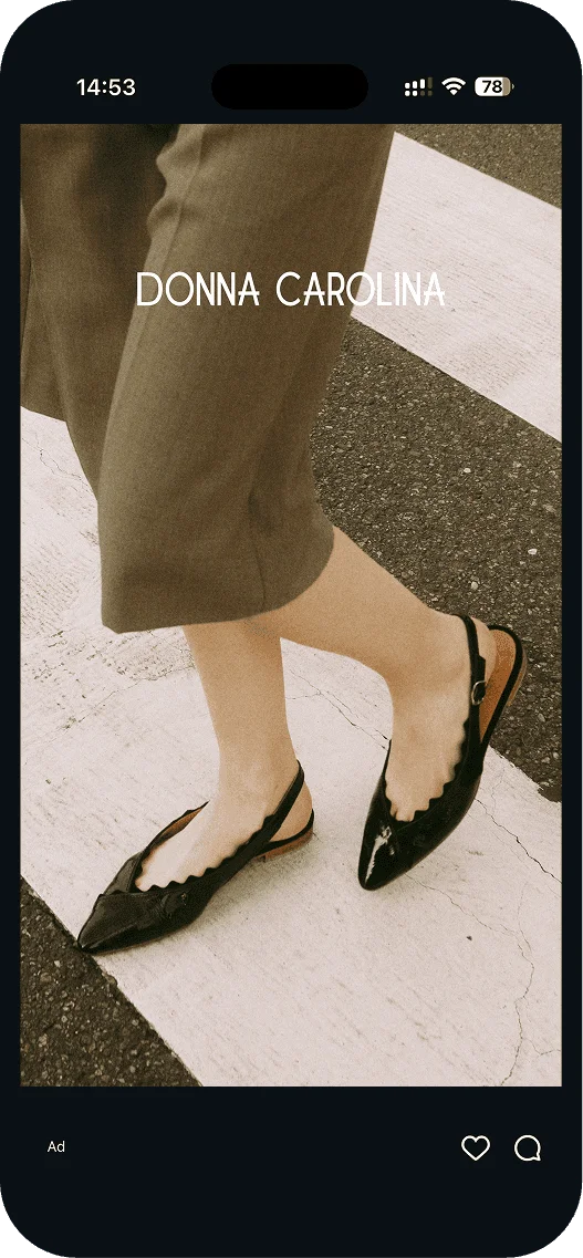 Donna Carolina flat shoes advertisement