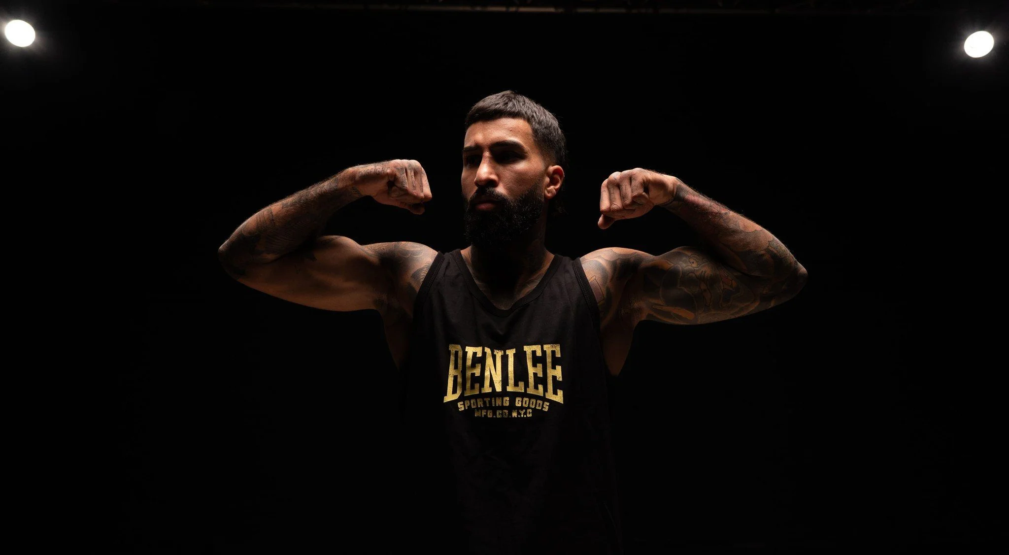 BENLEE campaign: boxer in a BENLEE tank top